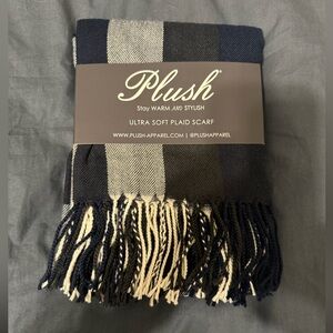 Plush Black and Cream Plaid Scarf